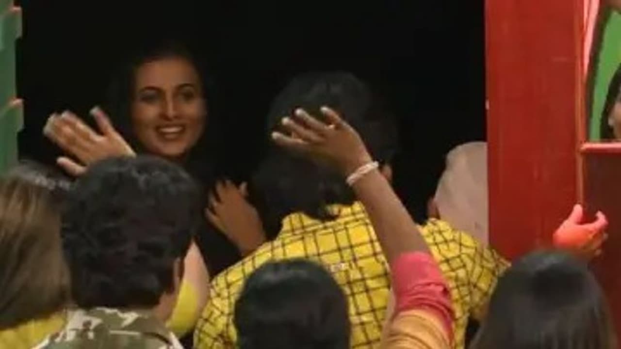 bigg boss ciby wife : அடக்கடவுளே மனைவியே இப்படி சொல்லலாமா? சிபியின் வெற்றியில் ஸ்லோகாவுக்கு விருப்பமில்லையா!! bigg boss ciby wife : அடக்கடவுளே மனைவியே இப்படி சொல்லலாமா? சிபியின் வெற்றியில் ஸ்லோகாவுக்கு விருப்பமில்லையா!!