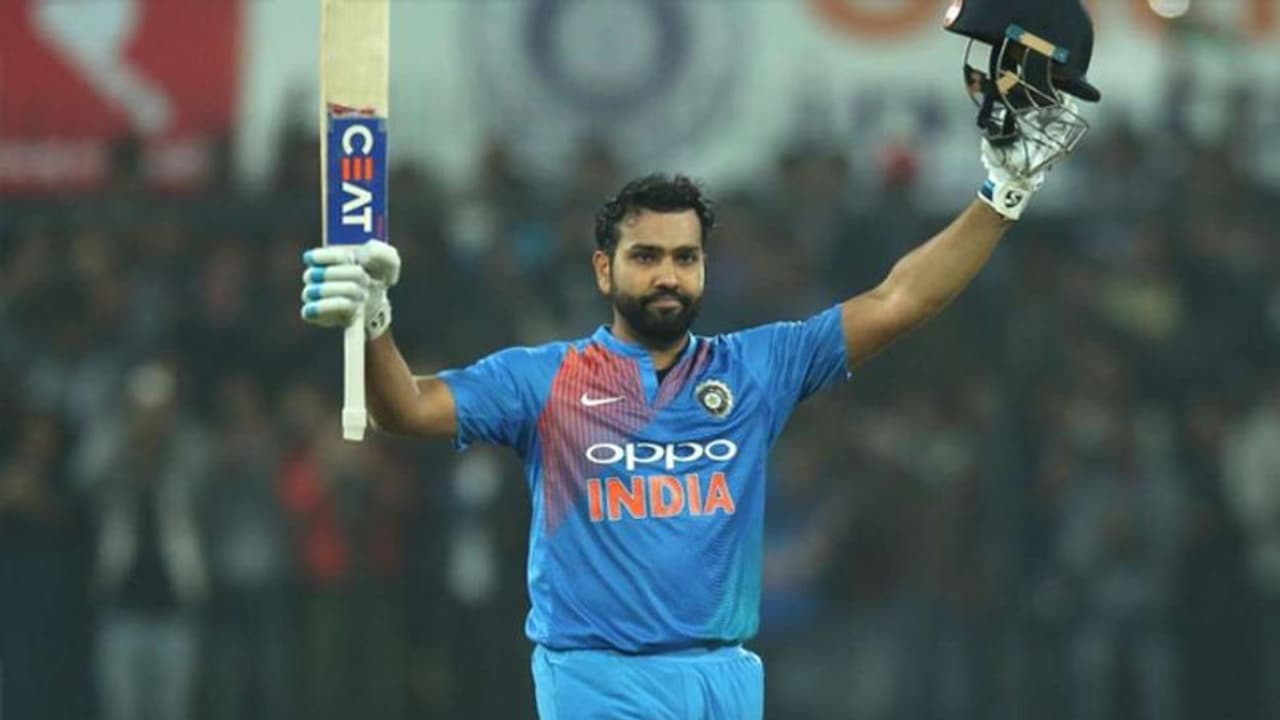 Rohit Sharma Fastest Century: जब हिटमैन शर्मा ने 35 बॉलों पर जड़ दिया था अपना शतक, आज तक नहीं टूटा रिकॉर्ड Rohit Sharma Fastest Century: जब हिटमैन शर्मा ने 35 बॉलों पर जड़ दिया था अपना शतक, आज तक नहीं टूटा रिकॉर्ड
