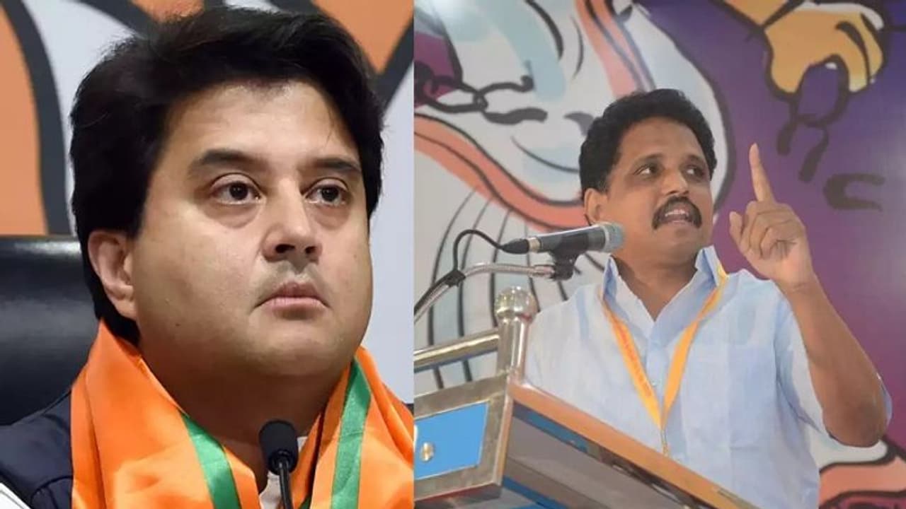 மதுரை விமான நிலைய சர்ச்சை.. பொய் சொல்லும் மத்திய அமைச்சர்.. புள்ளி விவரங்களுடன் திருப்பியடிக்கும் வெங்கடேசன்.! மதுரை விமான நிலைய சர்ச்சை.. பொய் சொல்லும் மத்திய அமைச்சர்.. புள்ளி விவரங்களுடன் திருப்பியடிக்கும் வெங்கடேசன்.!