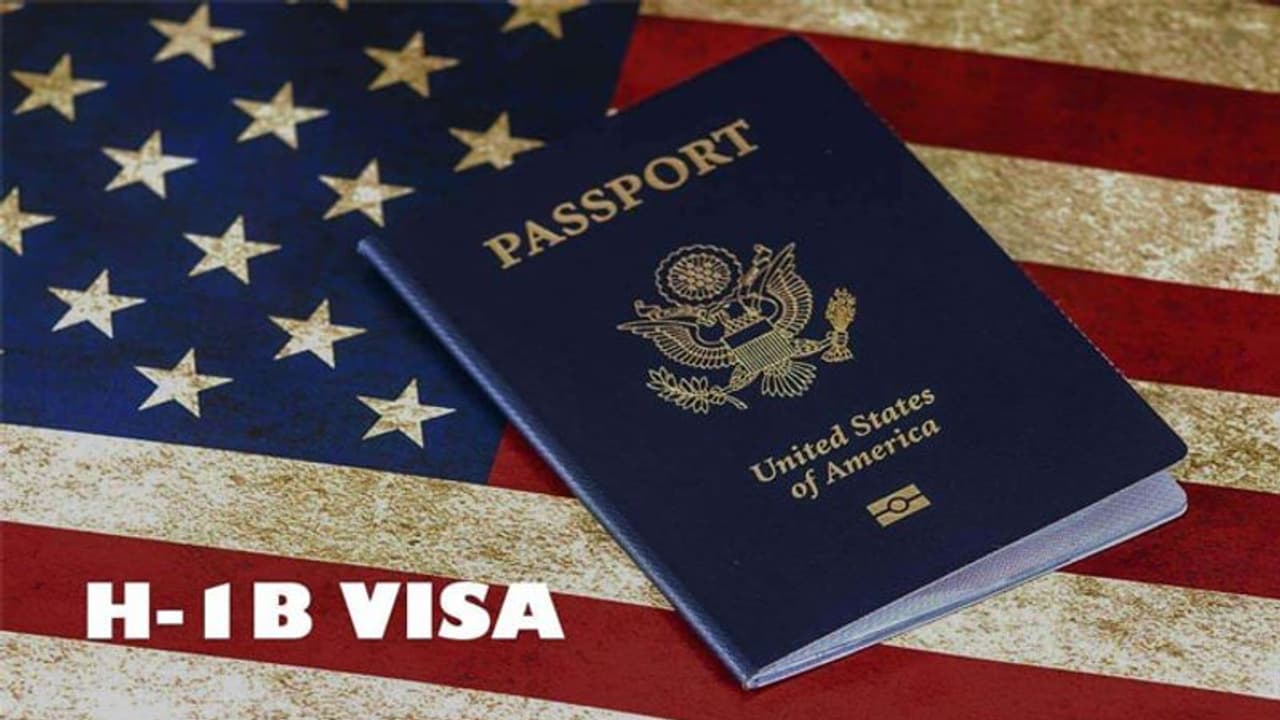 भारतीय प्रोफेशनल्स के लिए good News, अमेरिका ने H 1B वीजा के लिए इंटरव्यू में दी छूट भारतीय प्रोफेशनल्स के लिए good News, अमेरिका ने H 1B वीजा के लिए इंटरव्यू में दी छूट