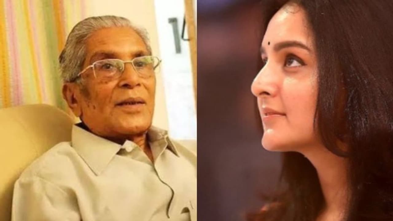 K S Sethumadhavan : 'അകലെ നിന്നു മാത്രം കണ്ട് ആരാധിച്ച പിതാമഹൻ', കെ എസ് സേതുമാധവനെ കുറിച്ച് മഞ്ജു വാര്യര് K S Sethumadhavan : 'അകലെ നിന്നു മാത്രം കണ്ട് ആരാധിച്ച പിതാമഹൻ', കെ എസ് സേതുമാധവനെ കുറിച്ച് മഞ്ജു വാര്യര്