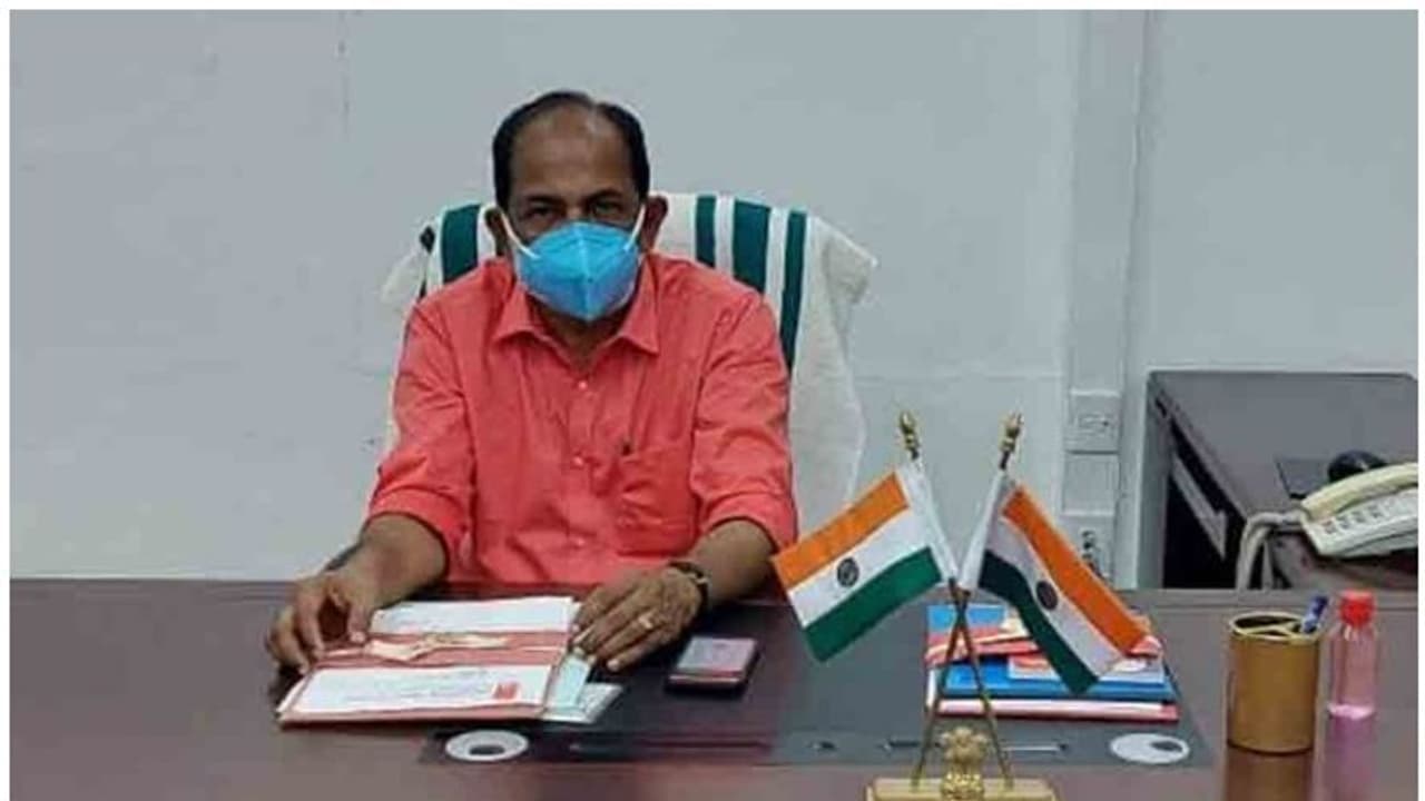 കെ സ്റ്റോർ കേരളത്തിന് സ്വന്തമായി ഷോപ്പിങ് സെന്റർ; റേഷൻ മുതൽ ബാങ്കിംഗ് വരെ ഒരു കുടക്കീഴിലാക്കും ഭക്ഷ്യമന്ത്രി കെ സ്റ്റോർ കേരളത്തിന് സ്വന്തമായി ഷോപ്പിങ് സെന്റർ; റേഷൻ മുതൽ ബാങ്കിംഗ് വരെ ഒരു കുടക്കീഴിലാക്കും ഭക്ഷ്യമന്ത്രി