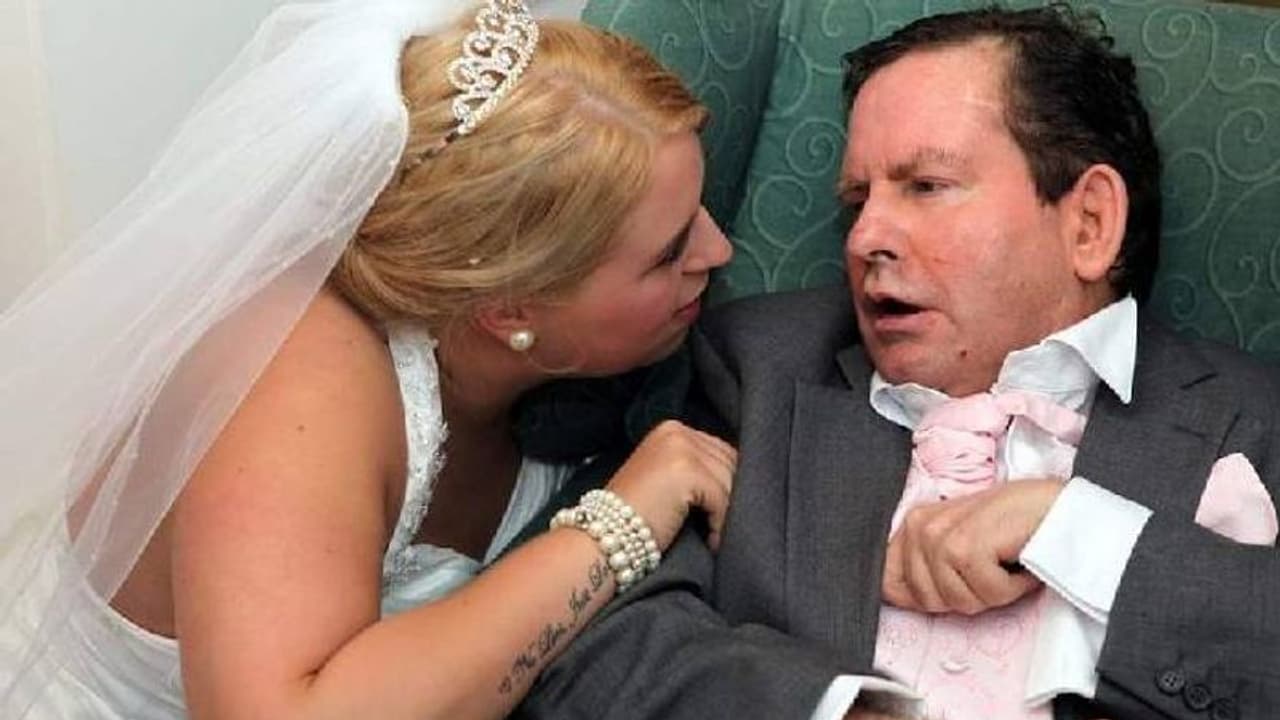 13 വർഷം ജീവച്ഛവമായി കിടന്ന ഒരു അച്ഛന്റെ മകൾ പറയുന്നു, ഇത്രയും ഹൃദയഭേദകം വേറെയെന്തുണ്ട്... 13 വർഷം ജീവച്ഛവമായി കിടന്ന ഒരു അച്ഛന്റെ മകൾ പറയുന്നു, ഇത്രയും ഹൃദയഭേദകം വേറെയെന്തുണ്ട്...