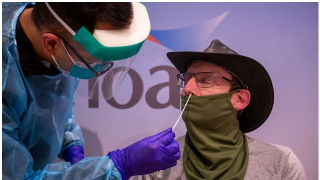 మెడికల్ కాలేజీలో 33 మందికి కరోనా పాజిటివ్.. జీనోమ్ సీక్వెన్సింగ్‌కు శాంపిళ్లు