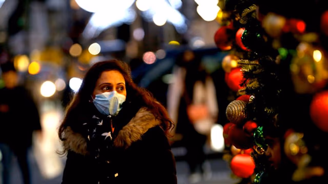 Delhi records 249 new COVID cases, Mumbai registers 683; both cities witness huge jump Delhi records 249 new COVID cases, Mumbai registers 683; both cities witness huge jump