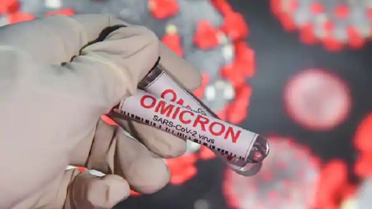 Delmicron: ఒకవైపు ఒమిక్రాన్... మరోవైపు డెల్మిక్రాన్ ! .. అమెరికాలో టెన్షన్ టెన్షన్.. ! Delmicron: ఒకవైపు ఒమిక్రాన్... మరోవైపు డెల్మిక్రాన్ ! .. అమెరికాలో టెన్షన్ టెన్షన్.. !