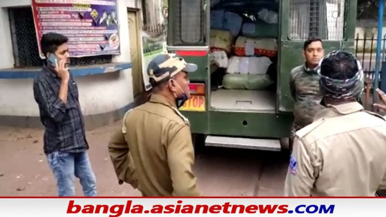 রাজ্যজুড়ে বাড়ছে গাঁজা পাচারকারীদের দৌরাত্ম্য, ৬ নম্বর জাতীয় সড়কে বিপুল গাঁজা সহ গ্রেফতার ৭