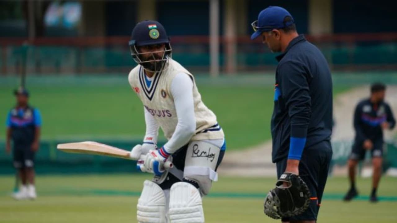 Ind vs SA: ಟೆಸ್ಟ್ ಸೋಲಿನ ಬೆನ್ನಲ್ಲೇ ವಿರಾಟ್ ಕೊಹ್ಲಿ ಲಭ್ಯತೆ ಬಗ್ಗೆ ತುಟಿಬಿಚ್ಚಿದ ರಾಹುಲ್‌ ದ್ರಾವಿಡ್