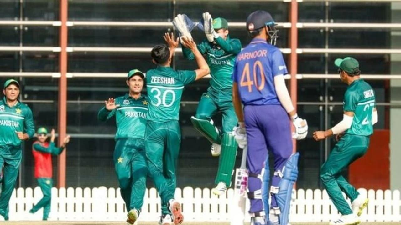ACC U 19 Asia Cup 2021: Pakistan defeats India by 2 wickets in last ball finish, netizens go berserk ACC U 19 Asia Cup 2021: Pakistan defeats India by 2 wickets in last ball finish, netizens go berserk