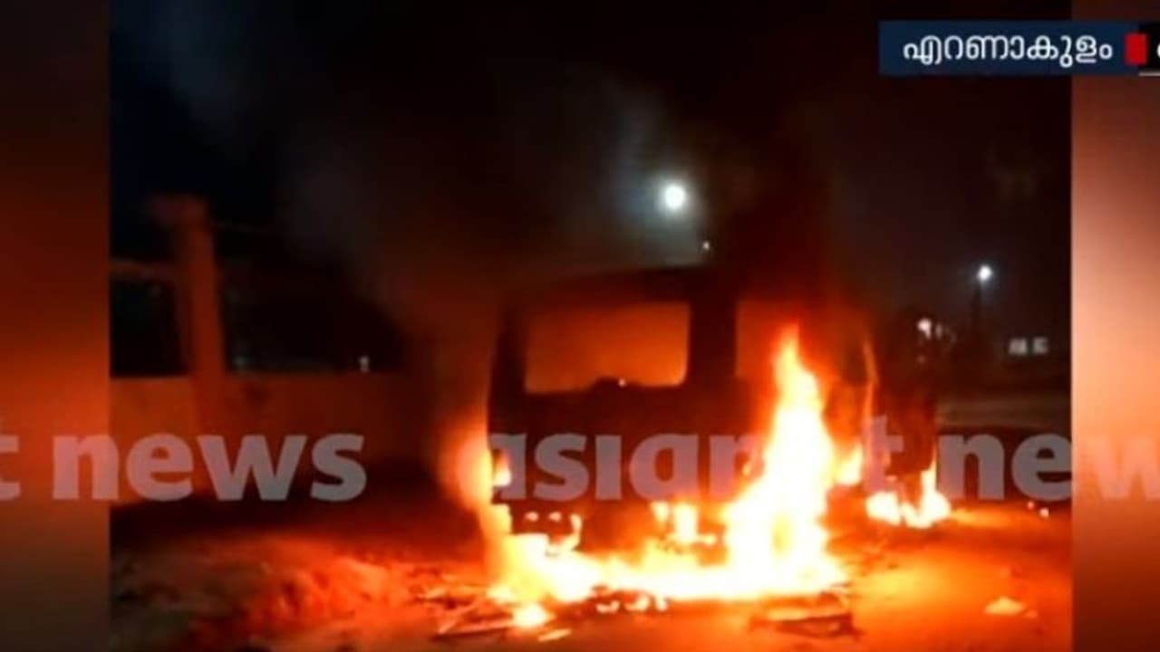 Kitex clash : കിറ്റക്‌സ് സംഘര്‍ഷം; ജാമ്യം കിട്ടിയിട്ടും പുറത്തിറക്കാനാളില്ല, തൊഴിലാളികള്‍ ദുരിതത്തില്‍