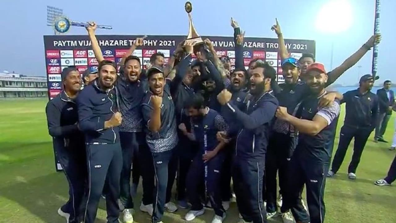 Vijay Hazare Trophy 2021 22: Himachal Pradesh stuns Tamil Nadu to win maiden domestic title, netizens rejoice