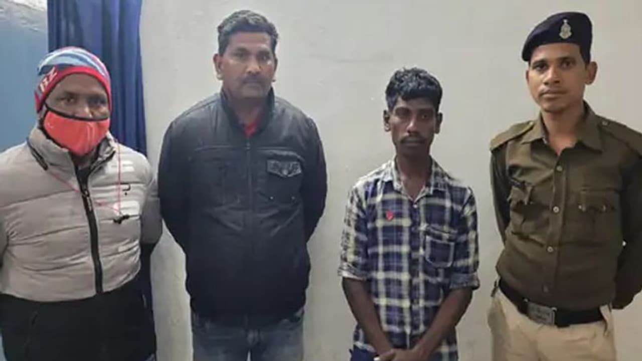 पत्नी ने पूरी शराब पीकर कर दी खत्म, पति आया तो नशे में डूबी हुई थी..फिर हुआ कुछ ऐसा की बीवी को मार डाला पत्नी ने पूरी शराब पीकर कर दी खत्म, पति आया तो नशे में डूबी हुई थी..फिर हुआ कुछ ऐसा की बीवी को मार डाला