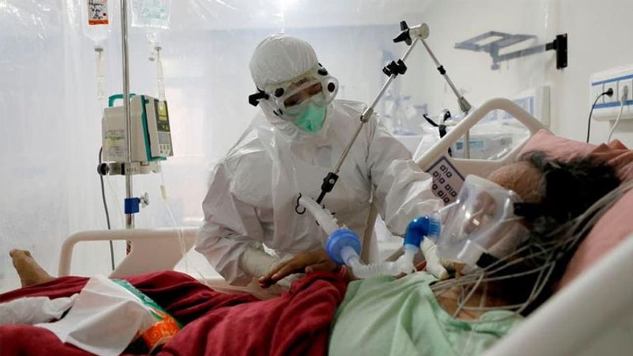 देश में Omicron संक्रमितों की संख्या 578 हुई, जानिए देश दुनिया में Corona संक्रमण का अपडेट देश में Omicron संक्रमितों की संख्या 578 हुई, जानिए देश दुनिया में Corona संक्रमण का अपडेट