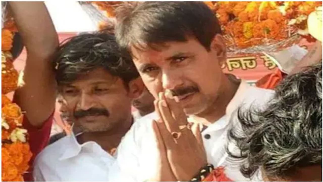 मंत्री अनिल राजभर बोले सपा बसपा के कारण बीमारू राज्य बन गया था यूपी मंत्री अनिल राजभर बोले सपा बसपा के कारण बीमारू राज्य बन गया था यूपी