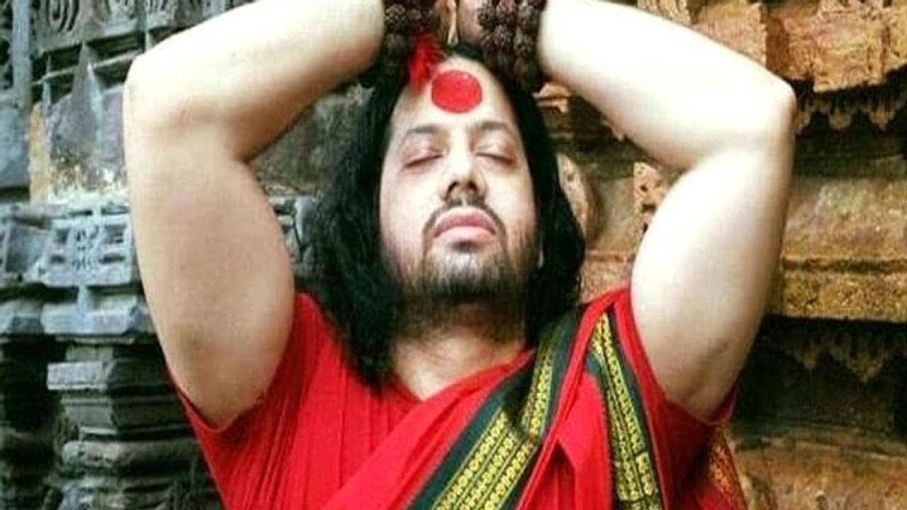 8वीं तक पढ़ाई, राजनीति में भी आजमाए हाथ, शिव तांडव से छाए..जानिए कौन हैं गांधीजी पर टिप्पणी करने वाले कालीचरण