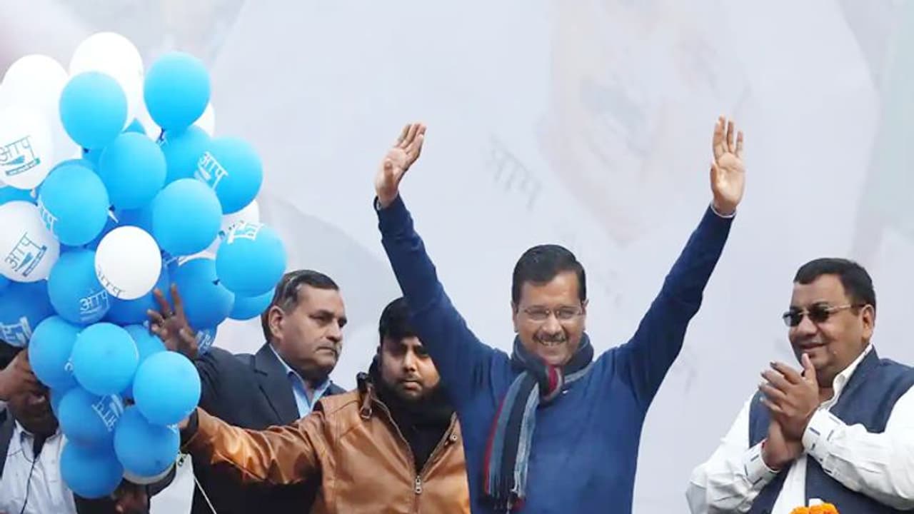 चंडीगढ़ इलेक्शन पंजाब चुनाव का ट्रेलर: BJP 15 साल बाद पिछड़ी, AAP ने किया कमाल..जानिए नतीजों के मायने चंडीगढ़ इलेक्शन पंजाब चुनाव का ट्रेलर: BJP 15 साल बाद पिछड़ी, AAP ने किया कमाल..जानिए नतीजों के मायने