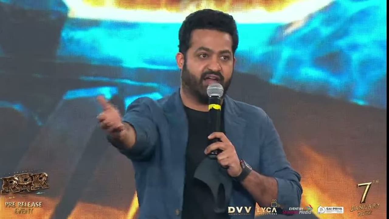 Ntr Koratala movie : విసిగిపోయిన జూనియర్ ఎన్టీఆర్.. యంగ్ టైగర్ ఏం చేయబోతున్నాడో తెలుసా..? Ntr Koratala movie : విసిగిపోయిన జూనియర్ ఎన్టీఆర్.. యంగ్ టైగర్ ఏం చేయబోతున్నాడో తెలుసా..?