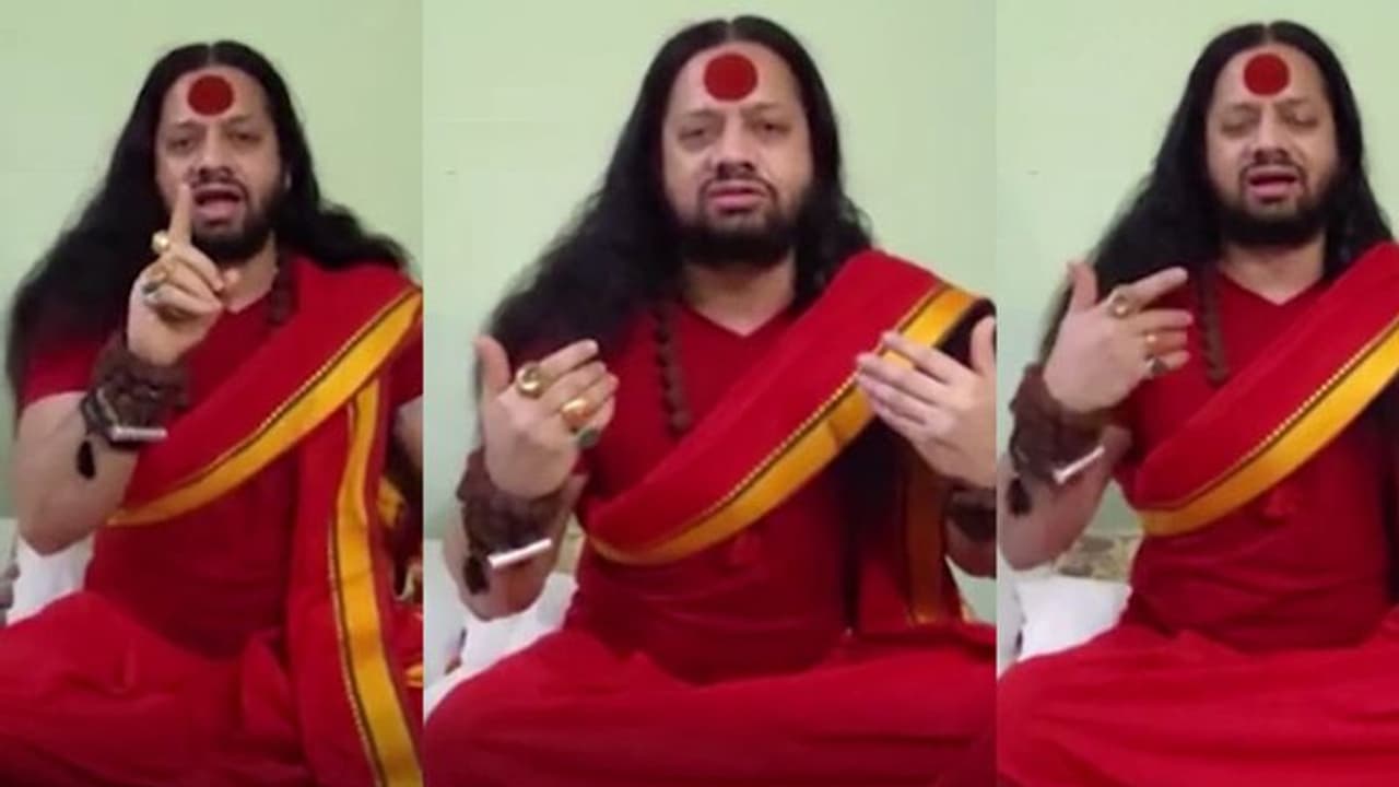 Kalicharan Maharaj: 'ದೇಶ ವಿಭಜನೆಗೆ ಗಾಂಧೀಜಿಯೇ ಕಾರಣ, ಮೋದಿ ಯೋಗಿ ವಿಷ್ಣುವಿನ ಅವತಾರ!'