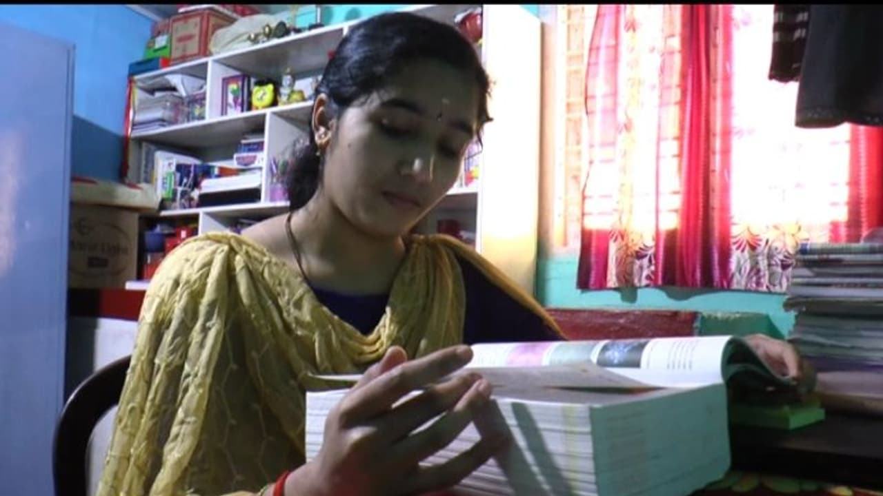 എം ജി യൂണിവേഴ്സിറ്റിയുടെ എംഎസ്സി ബോട്ടണിയില് ഒന്നാം റാങ്ക് സത്യപ്രിയയ്ക്ക് എം ജി യൂണിവേഴ്സിറ്റിയുടെ എംഎസ്സി ബോട്ടണിയില് ഒന്നാം റാങ്ക് സത്യപ്രിയയ്ക്ക്