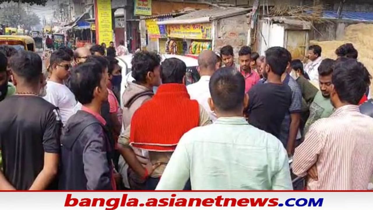 Municipal Polls: চাই স্থানীয় প্রার্থী, বিধাননগরে তাপস অনুগামীদের বিক্ষোভে বাড়ছে চাপানউতর Municipal Polls: চাই স্থানীয় প্রার্থী, বিধাননগরে তাপস অনুগামীদের বিক্ষোভে বাড়ছে চাপানউতর