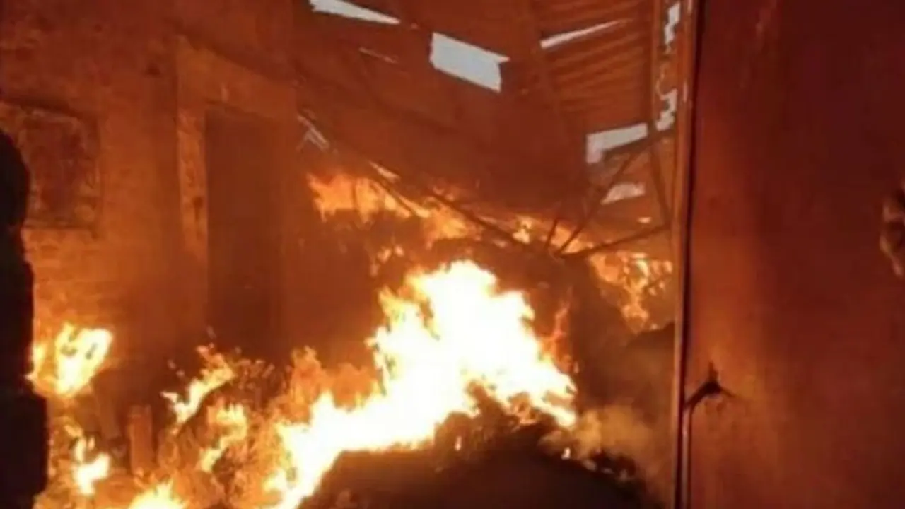 बिहार के बांका में खाना बनाते वक्त लीक हुई गैस, सिलेंडर फटा, पास में ही खेल रहे 5 बच्चों की मौत