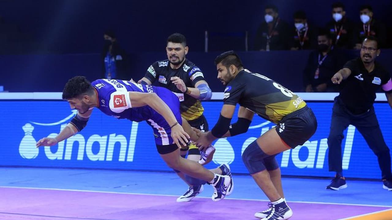 Pro Kabaddi League : ಪಟನಾ ಪೈರೇಟ್ಸ್, ಹರಿಯಾಣ ಸ್ಟೀಲರ್ಸ್ ಗೆಲುವಿನ ಸವಾರಿ! Pro Kabaddi League : ಪಟನಾ ಪೈರೇಟ್ಸ್, ಹರಿಯಾಣ ಸ್ಟೀಲರ್ಸ್ ಗೆಲುವಿನ ಸವಾರಿ!