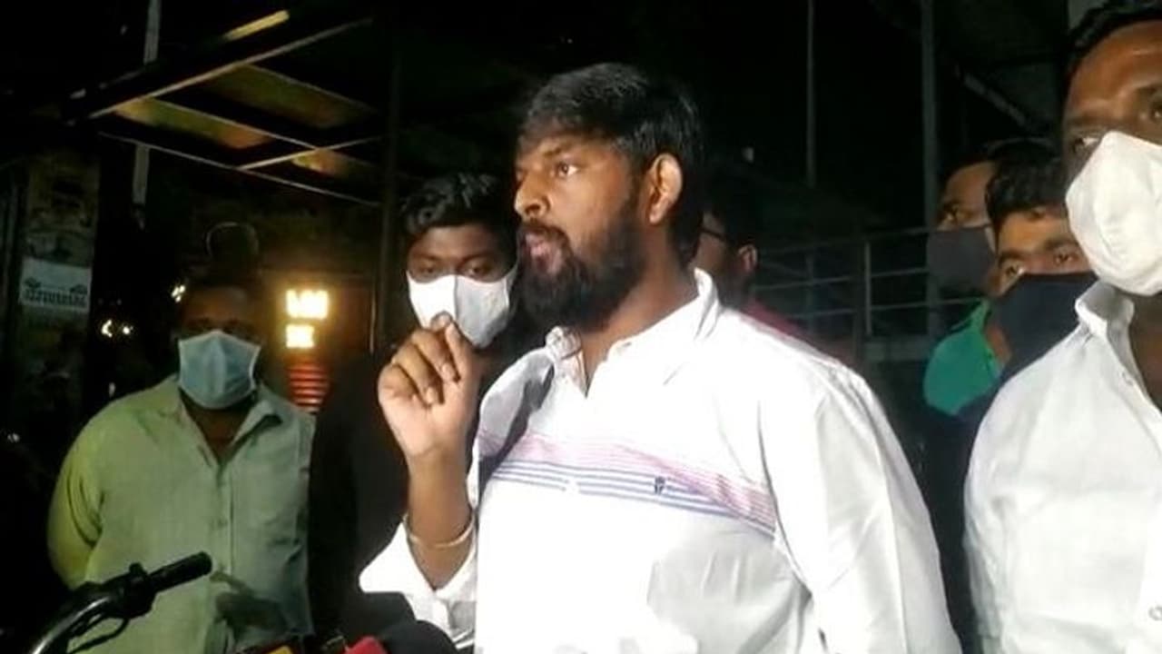 మా నాన్న రెక్కీ చేశాడనేది అబద్ధం.. ఆయన ఆరోగ్యం బాలేదు.. : అరవ సత్యం కొడుకు చరణ్ తేజ (వీడియో)