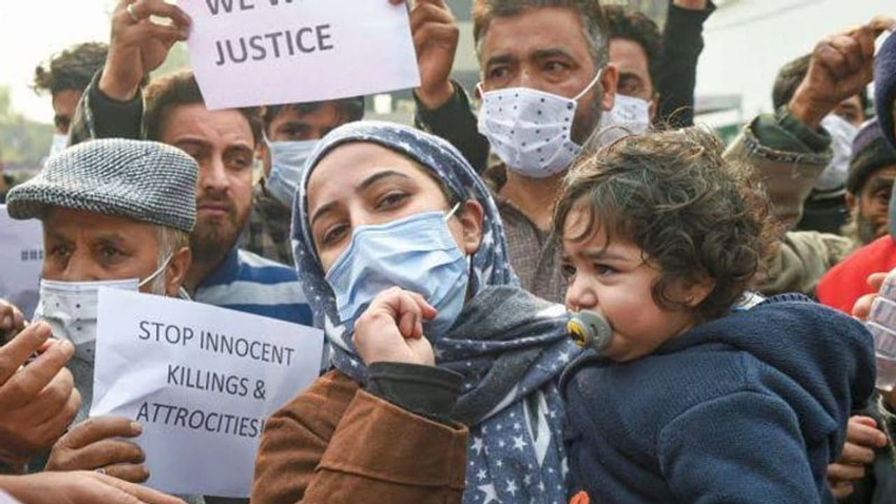 हैदरपोरा एनकाउंटर में सुरक्षाबलों को SIT ने दी क्लीन चिट; आतंकवादियों की 'ढाल' बन रहे थे मारे गए लोग