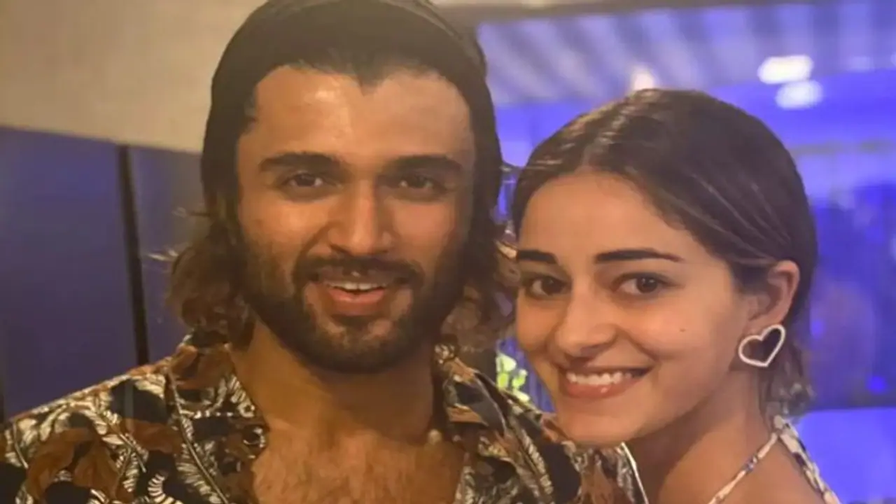 इस दिन देखने मिलेगी Ananya Panday की Liger की पहली झलक, Karan Johar ने कुछ इस तरह दिया हिंट इस दिन देखने मिलेगी Ananya Panday की Liger की पहली झलक, Karan Johar ने कुछ इस तरह दिया हिंट