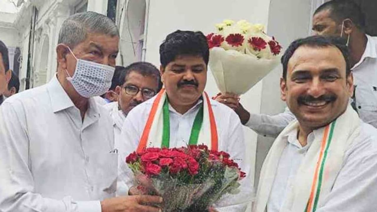 Uttarakhand Election 2022: कांग्रेस अध्यक्ष बोले एक परिवार एक टिकट फॉर्मूला नहीं, जिताऊ प्रत्याशी उतारेंगे! Uttarakhand Election 2022: कांग्रेस अध्यक्ष बोले एक परिवार एक टिकट फॉर्मूला नहीं, जिताऊ प्रत्याशी उतारेंगे!