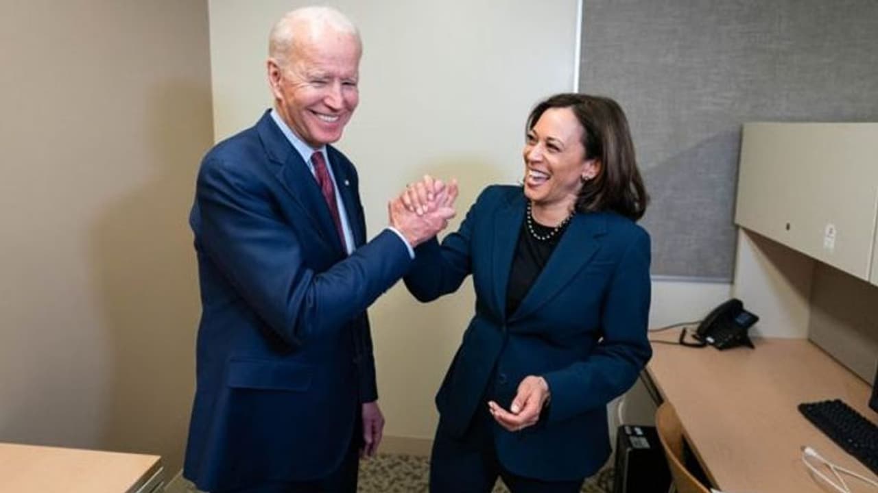 रूस का अमेरिका को जवाब: उप राष्ट्रपति कमला हैरिस, फेसबुक के मार्क जुकरबर्ग सहित यूएस कनाडा के 90 लोगों पर बैन रूस का अमेरिका को जवाब: उप राष्ट्रपति कमला हैरिस, फेसबुक के मार्क जुकरबर्ग सहित यूएस कनाडा के 90 लोगों पर बैन