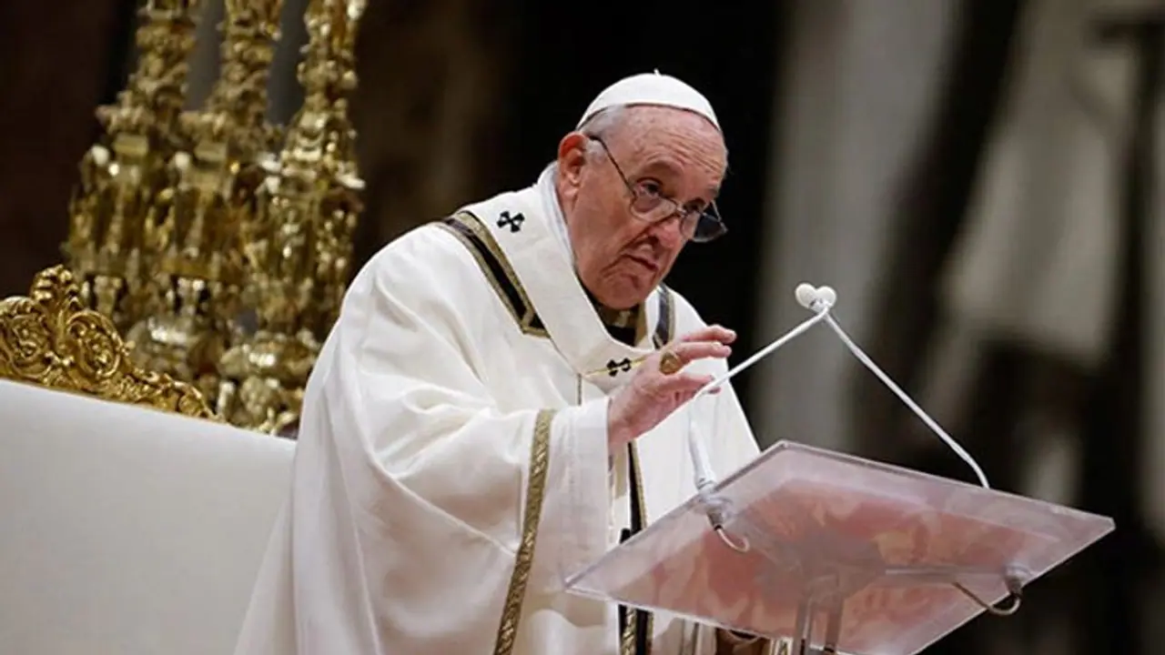 ಇಂಡೋನೇಷಿಯಾ ಜನ 4 5 ಮಕ್ಕಳು ಮಾಡಿಕೊಳ್ತಾರೆ, ಕೆಲವರು ನಾಯಿ ಬೆಕ್ಕಿಗೆ ತೃಪ್ತಿ;ಪೋಪ್ ಸಂದೇಶ! ಇಂಡೋನೇಷಿಯಾ ಜನ 4 5 ಮಕ್ಕಳು ಮಾಡಿಕೊಳ್ತಾರೆ, ಕೆಲವರು ನಾಯಿ ಬೆಕ್ಕಿಗೆ ತೃಪ್ತಿ;ಪೋಪ್ ಸಂದೇಶ!