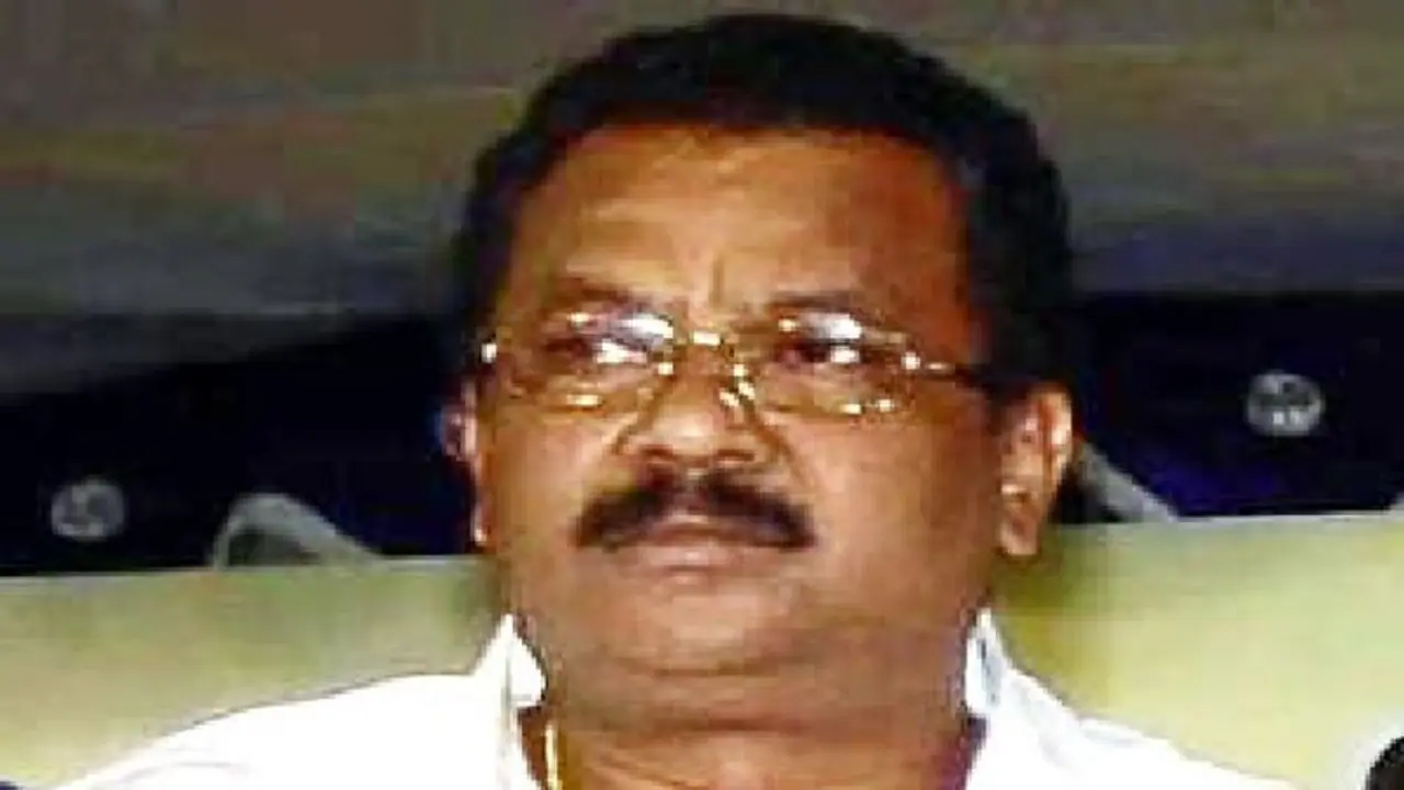 யோக்கியரு கோடிகளை சம்பாதிச்சது எப்படியாம்? கொண்டாந்து கொட்டச் சொல்லுங்க: மாஜியை மட்டையடி அடிக்கும் திமுக யோக்கியரு கோடிகளை சம்பாதிச்சது எப்படியாம்? கொண்டாந்து கொட்டச் சொல்லுங்க: மாஜியை மட்டையடி அடிக்கும் திமுக