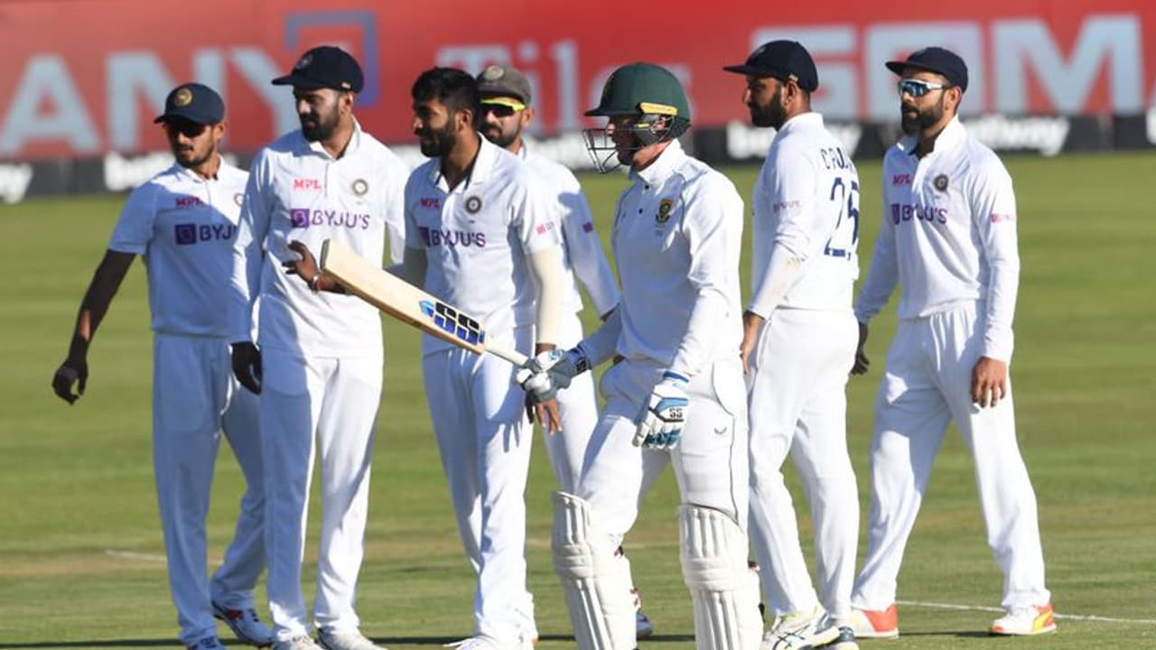 IND vs SA 2021 22, Wanderers Test: Van der Dussen's dismissal causes confusion, Dean Elgar meets officials