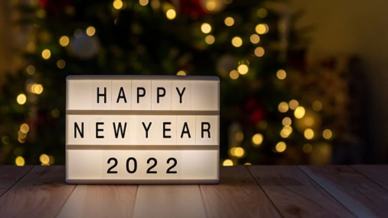 Happy New Year 2022: নববর্ষের সেরা কিছু শুভেচ্ছা বার্তা ও Wish Card, শেয়ার করুন প্রিয়জনদের সঙ্গে Happy New Year 2022: নববর্ষের সেরা কিছু শুভেচ্ছা বার্তা ও Wish Card, শেয়ার করুন প্রিয়জনদের সঙ্গে