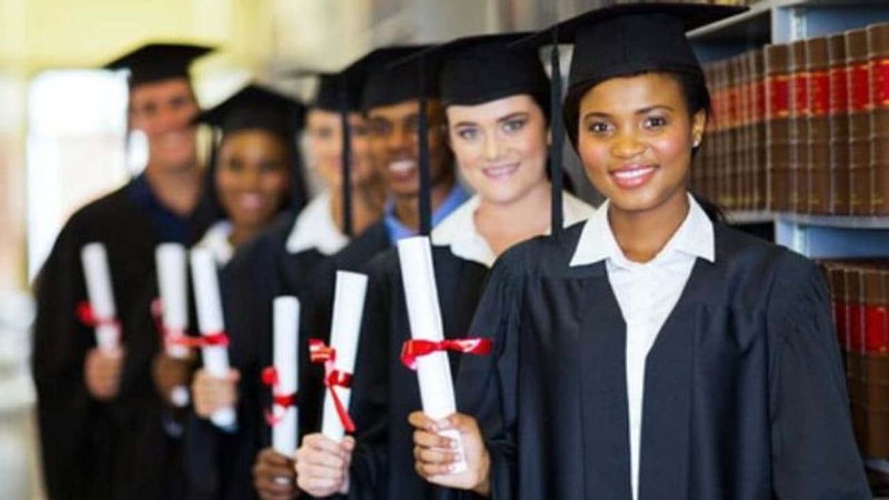 CLAT 2022: पहले सेशन की एग्जाम डेट बढ़ी, अब 9 मई तक रजिस्ट्रेशन कर सकेंगे कैंडिडेट्स CLAT 2022: पहले सेशन की एग्जाम डेट बढ़ी, अब 9 मई तक रजिस्ट्रेशन कर सकेंगे कैंडिडेट्स