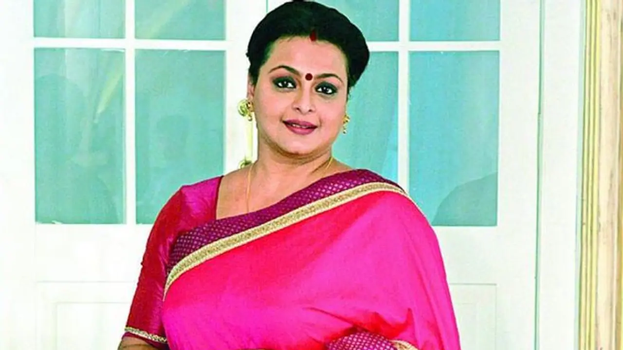 Kapoor फैमिली के 4 लोगों के बाद अब Shilpa Shirodkar भी हुईं कोरोना पॉजिटिव, पहले लगवा चुकी थीं वैक्सीन Kapoor फैमिली के 4 लोगों के बाद अब Shilpa Shirodkar भी हुईं कोरोना पॉजिटिव, पहले लगवा चुकी थीं वैक्सीन