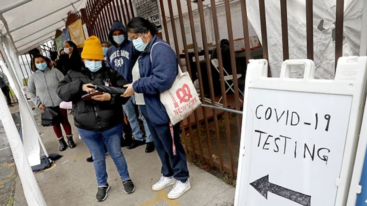 கொரோனா மூன்றாவது அலை தொடங்கி விட்டது... மருத்துவர் கடும் எச்சரிக்கை..!