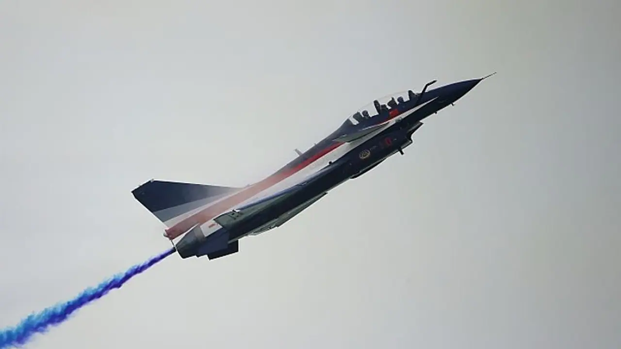 Spooked by India's Rafale jets, Pakistan buys full squadron of 25 J 10C fighters from China