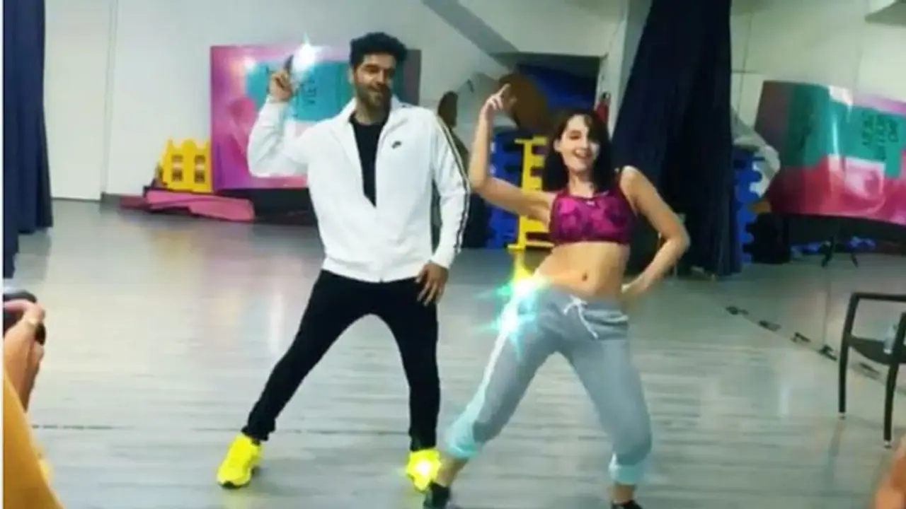 Nora Fatehi ने सिखाया गुरु रंधावा को डांस करना, सिंगर ने कहा सिर्फ यहीं मुझे नचा सकती है