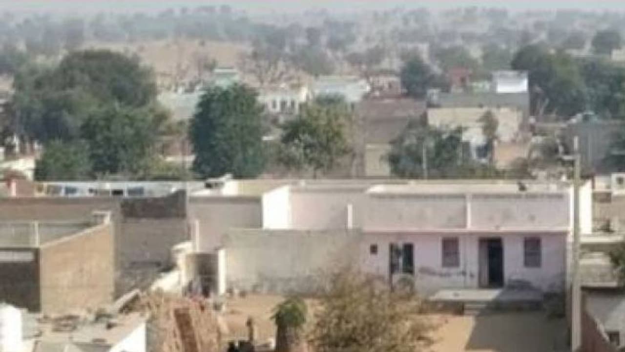 Udsar village : 700 വർഷമായി ഈ ഗ്രാമത്തിലുള്ളത് ഒറ്റനില മാത്രമുള്ള വീടുകൾ, കാരണം ഇതാണ് Udsar village : 700 വർഷമായി ഈ ഗ്രാമത്തിലുള്ളത് ഒറ്റനില മാത്രമുള്ള വീടുകൾ, കാരണം ഇതാണ്