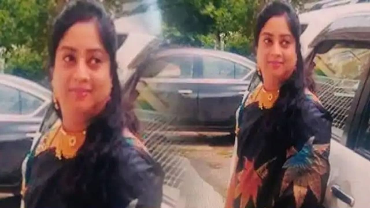 సవతి తండ్రితో ప్రేమాయణం.. 40 కోట్ల ఆస్తి దక్కదని.. తల్లిని కిరాతకంగా హత్య చేయించిన కూతురు..