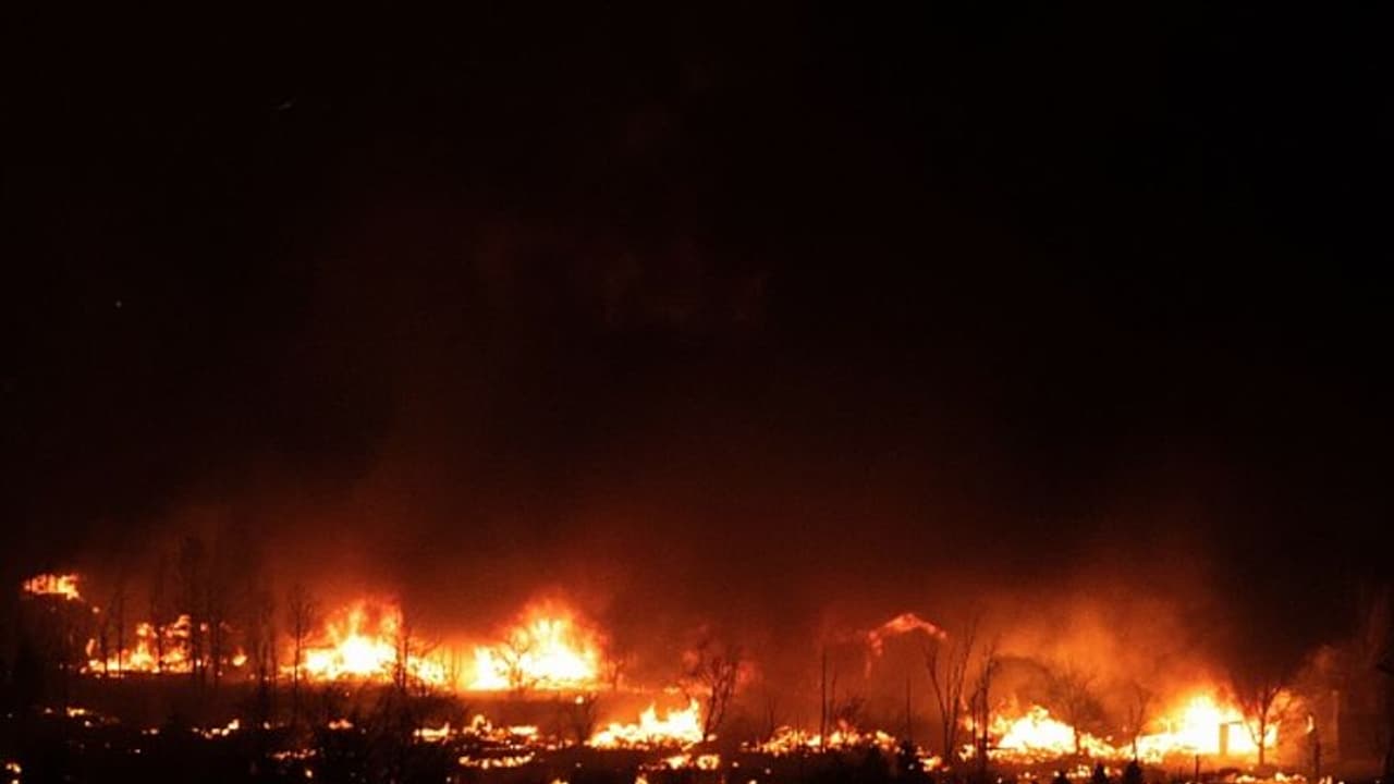 Now or never: IPCC report warns on critical temperature limit, emissions must decline by 2025 Now or never: IPCC report warns on critical temperature limit, emissions must decline by 2025