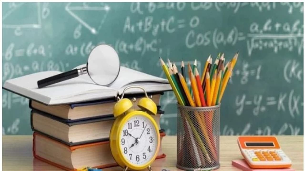 Swachh Bharat : മാലിന്യ നിക്ഷേപ സ്ഥലങ്ങൾ ലൈബ്രറികളും ബുക്ക് ബാങ്കുകളുമാക്കി മാറ്റി ദില്ലി കോർപറേഷൻ Swachh Bharat : മാലിന്യ നിക്ഷേപ സ്ഥലങ്ങൾ ലൈബ്രറികളും ബുക്ക് ബാങ്കുകളുമാക്കി മാറ്റി ദില്ലി കോർപറേഷൻ