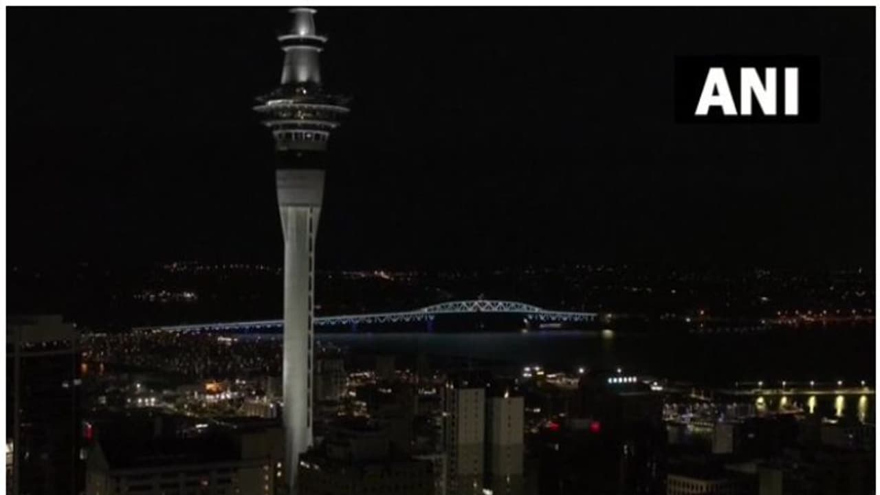 New Year : ഗുഡ് ബൈ 2021; 2022നെ വരവേറ്റ് ലോകം, ആദ്യം പുതുവര്‍ഷത്തെ എതിരേറ്റത് ഈ നഗരം