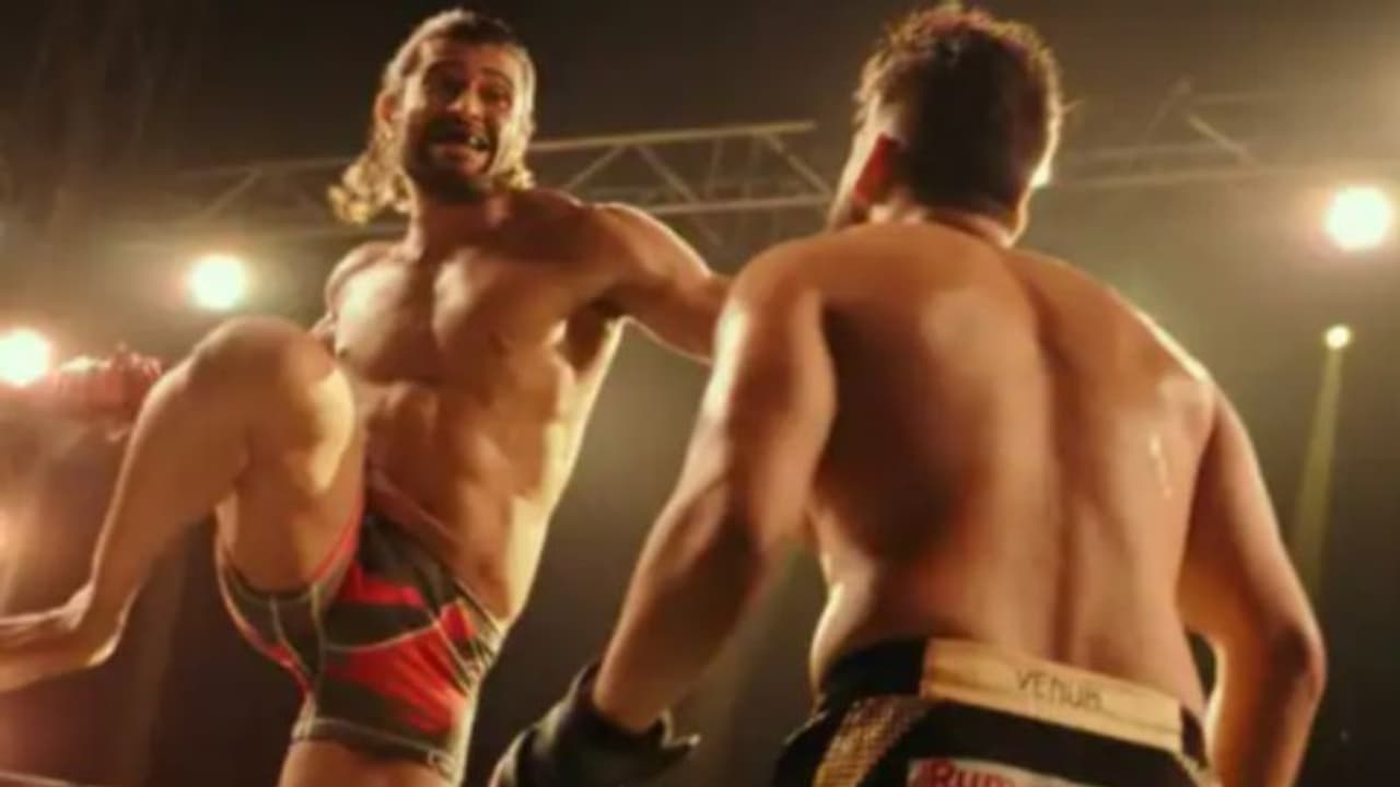 Liger glimpse : 'എംഎംഎ' ചാമ്പ്യൻ ആകാൻ ഒരു ചായക്കടക്കാരന്റെ പോരാട്ടം 'ലൈഗര്' വീഡിയോ പുറത്തുവിട്ടു Liger glimpse : 'എംഎംഎ' ചാമ്പ്യൻ ആകാൻ ഒരു ചായക്കടക്കാരന്റെ പോരാട്ടം 'ലൈഗര്' വീഡിയോ പുറത്തുവിട്ടു