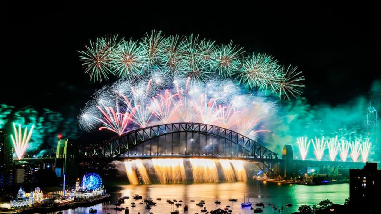 AUSTRALIA New Year AUSTRALIA New Year