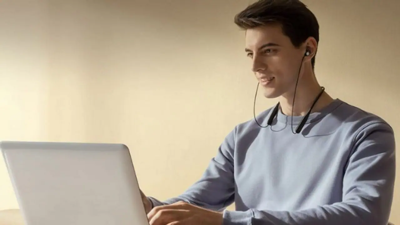 इंडिया में जल्द लॉन्च होगा OPPO Enco M32 इयरफोन, 10 मिनट चार्ज करके 20 घंटे तक सुन पाएंगे म्यूजिक इंडिया में जल्द लॉन्च होगा OPPO Enco M32 इयरफोन, 10 मिनट चार्ज करके 20 घंटे तक सुन पाएंगे म्यूजिक