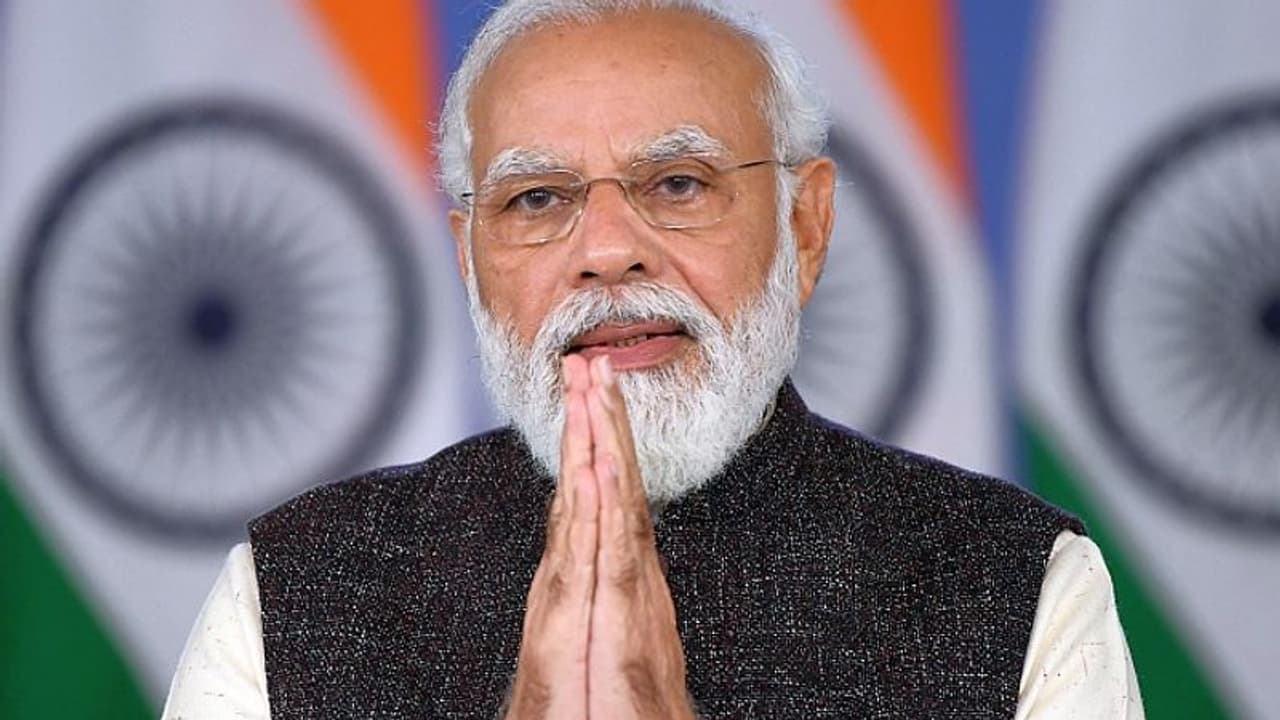 कोरोना पर मुख्यमंत्रियों के साथ बैठक में PM Modi ने कहा आर्थिक गतिविधियों को कम पहुंचे नुकसान