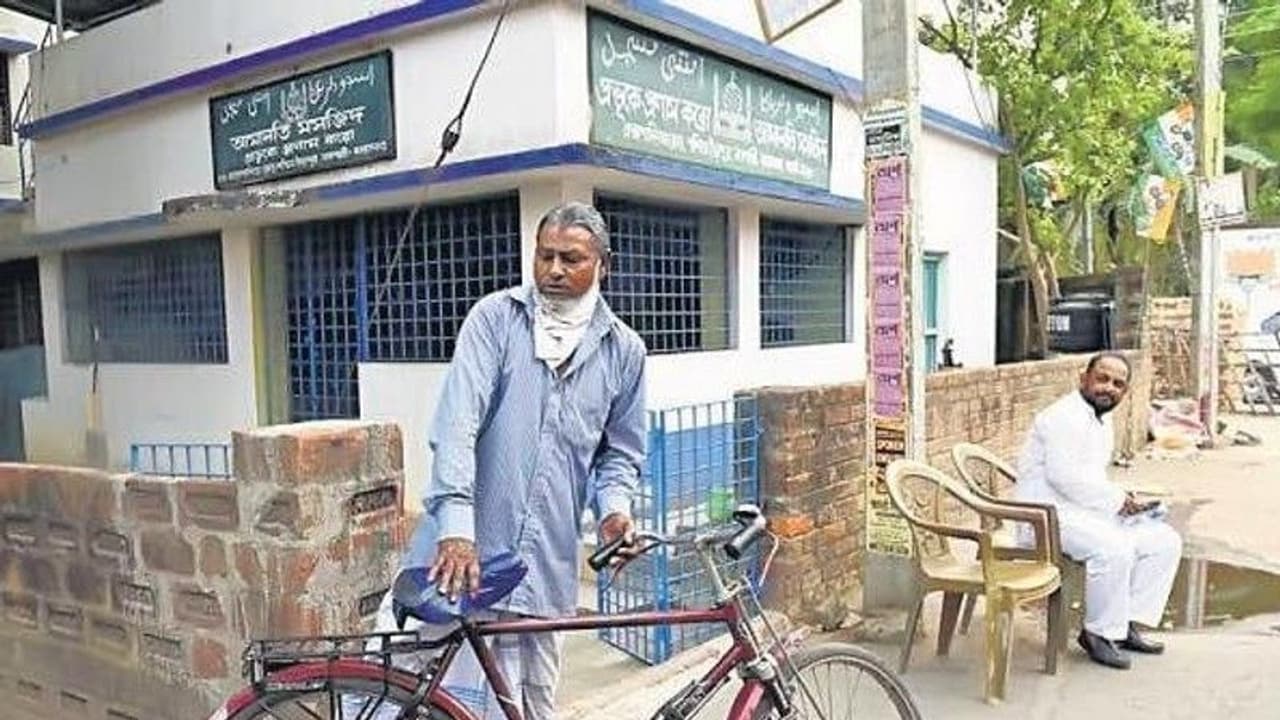 Amanati Masjid : ഈ മുസ്‌ലിം പള്ളി പരിപാലിക്കുന്നത് ഒരു ഹിന്ദു കുടുംബമാണ്!